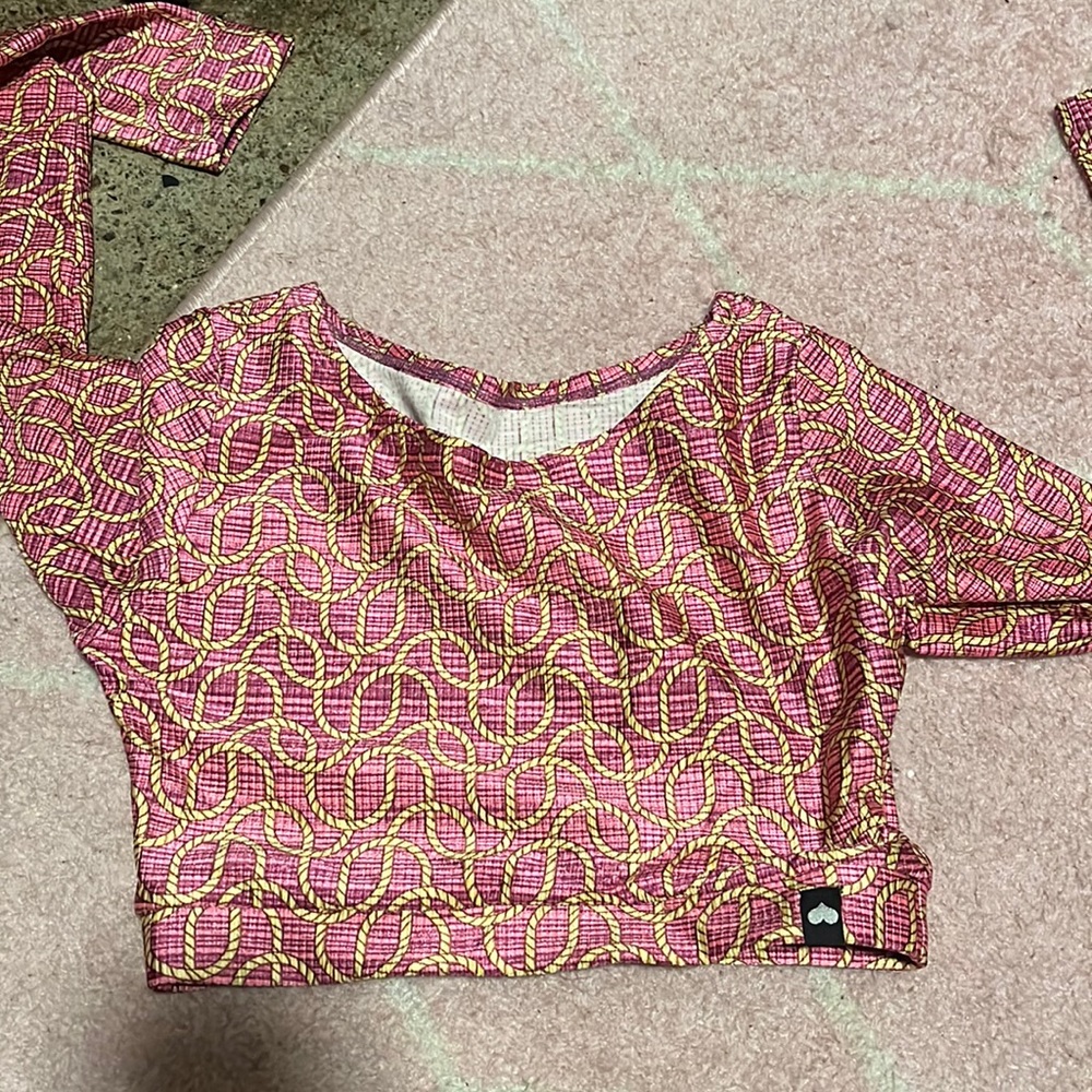 Booty by brabants long sleeve crop top